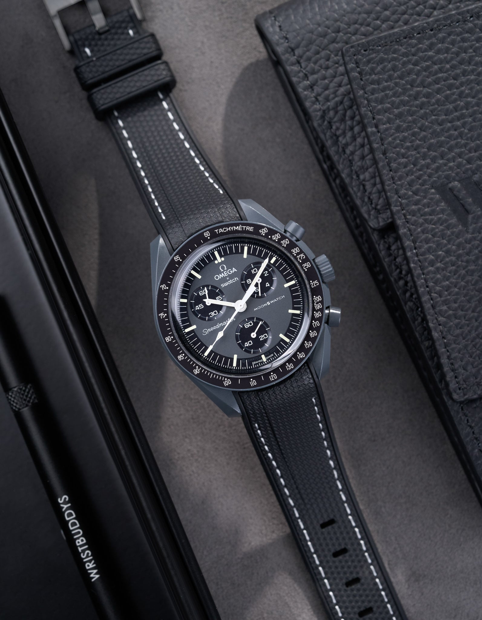 Curved Vertech Rubber Strap - Black &amp; White Stitches