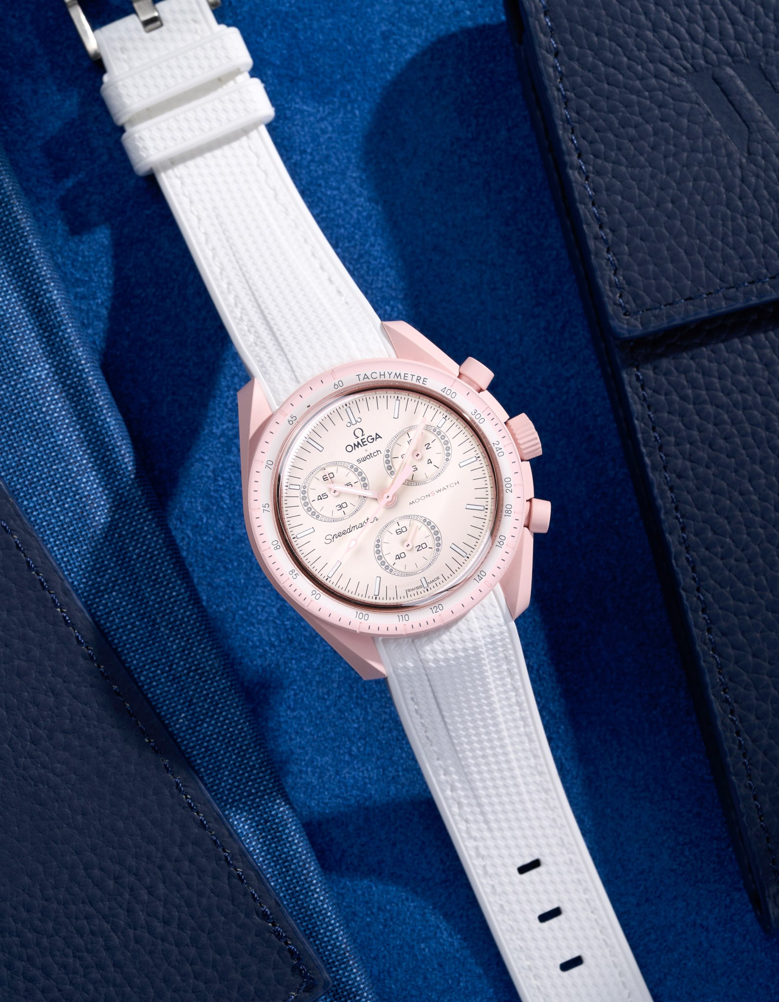 Curved Vertech Rubber Strap - White