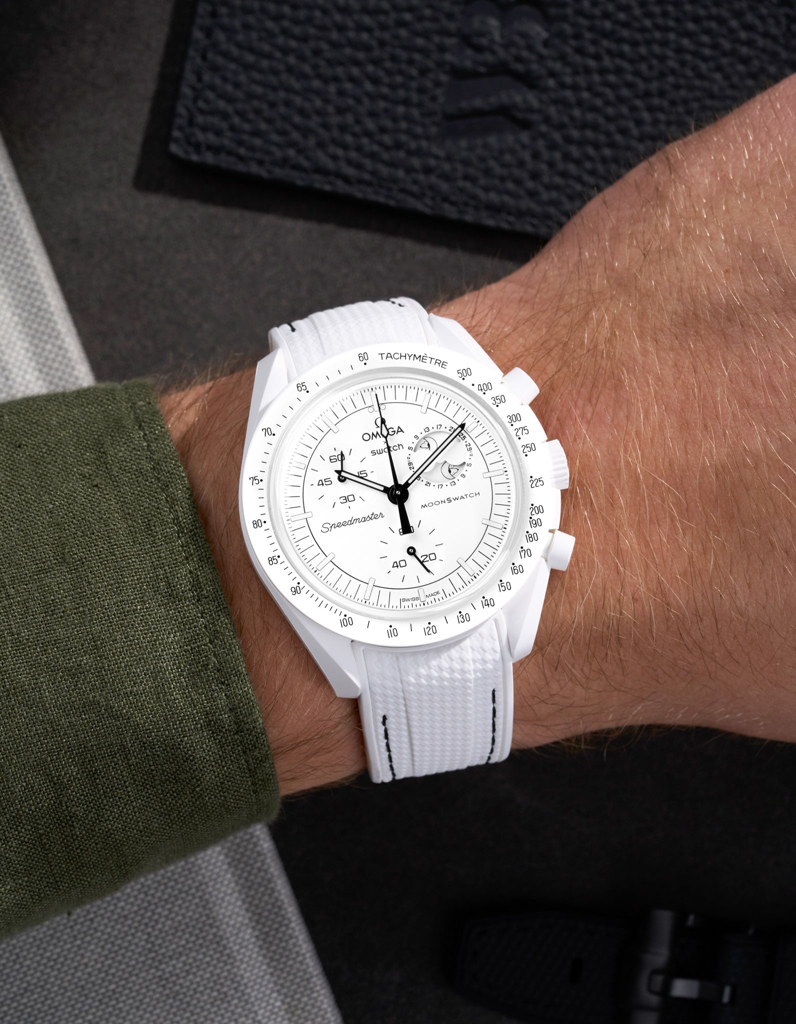 Curved Vertech Rubber Strap - White &amp; Black Stitches