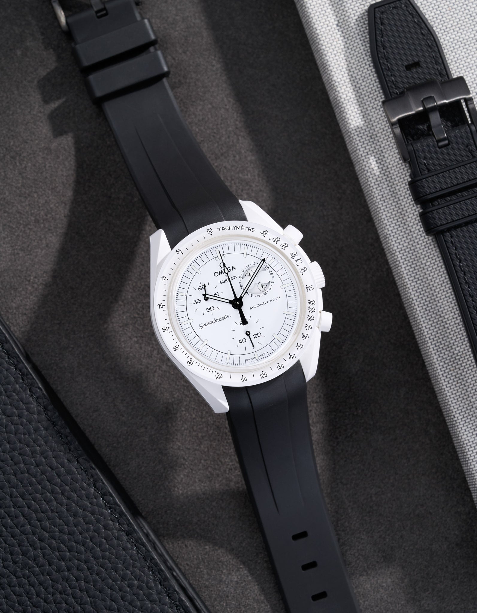 Curved Rubber Strap - Black