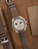 Curved Rubber Strap - Brown - OM Luxury