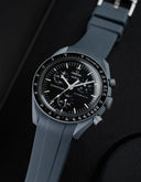 Curved Rubber Strap - Grey - OM Luxury